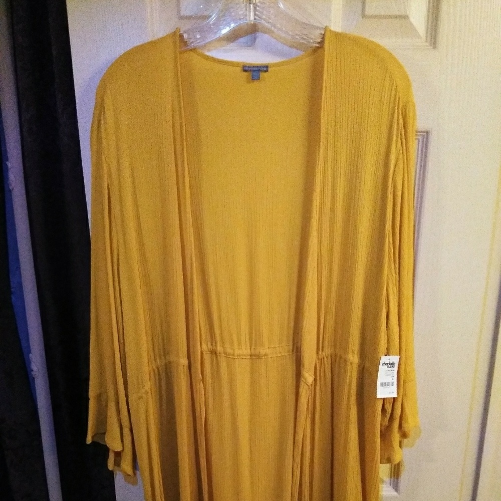 NWT Yellow/mustard colored long flowy cardigan